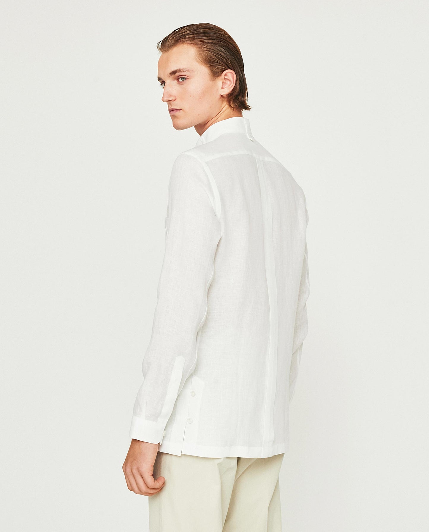 WHITE LINEN HABANA GUAYABERA SHIRT